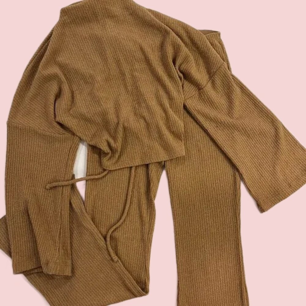 Women's Top "Something Navy" Two Piece Camel Ribbed Crop Top Bell Sleeve Size S